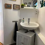 Iii Apartment